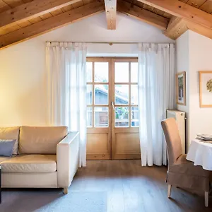 Gasthof Haus Lesch - Stilvolle Mit Tollem Bergblick In Am Tegernsee, Kreuth